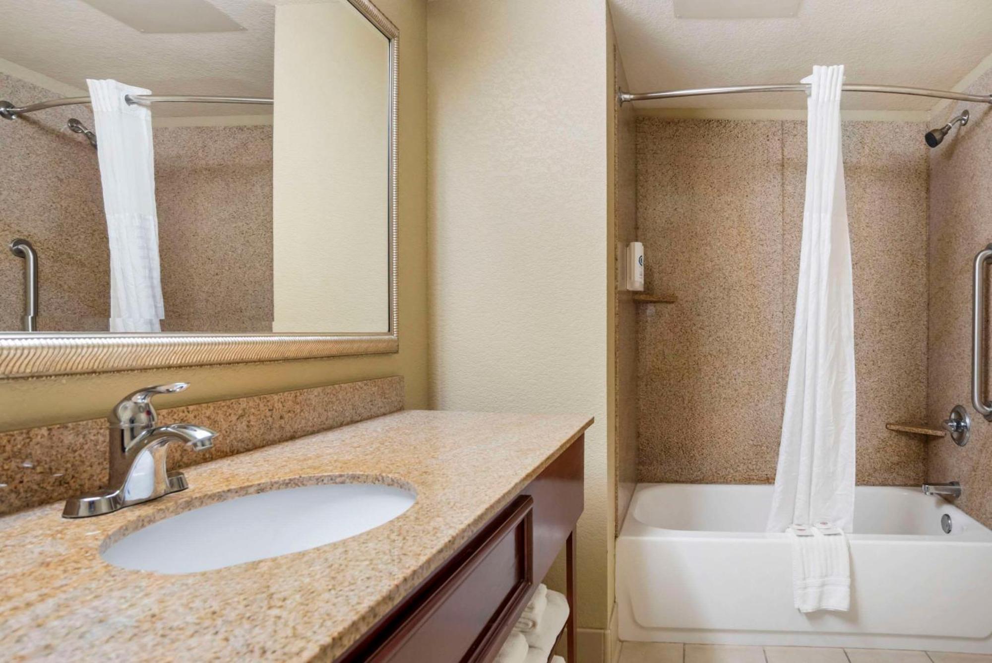 Comfort Inn & Suites Daphne Spanish Fort - Mobile East Exteriör bild